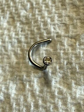 Ben Moss White Gold and CZ Nose Screw